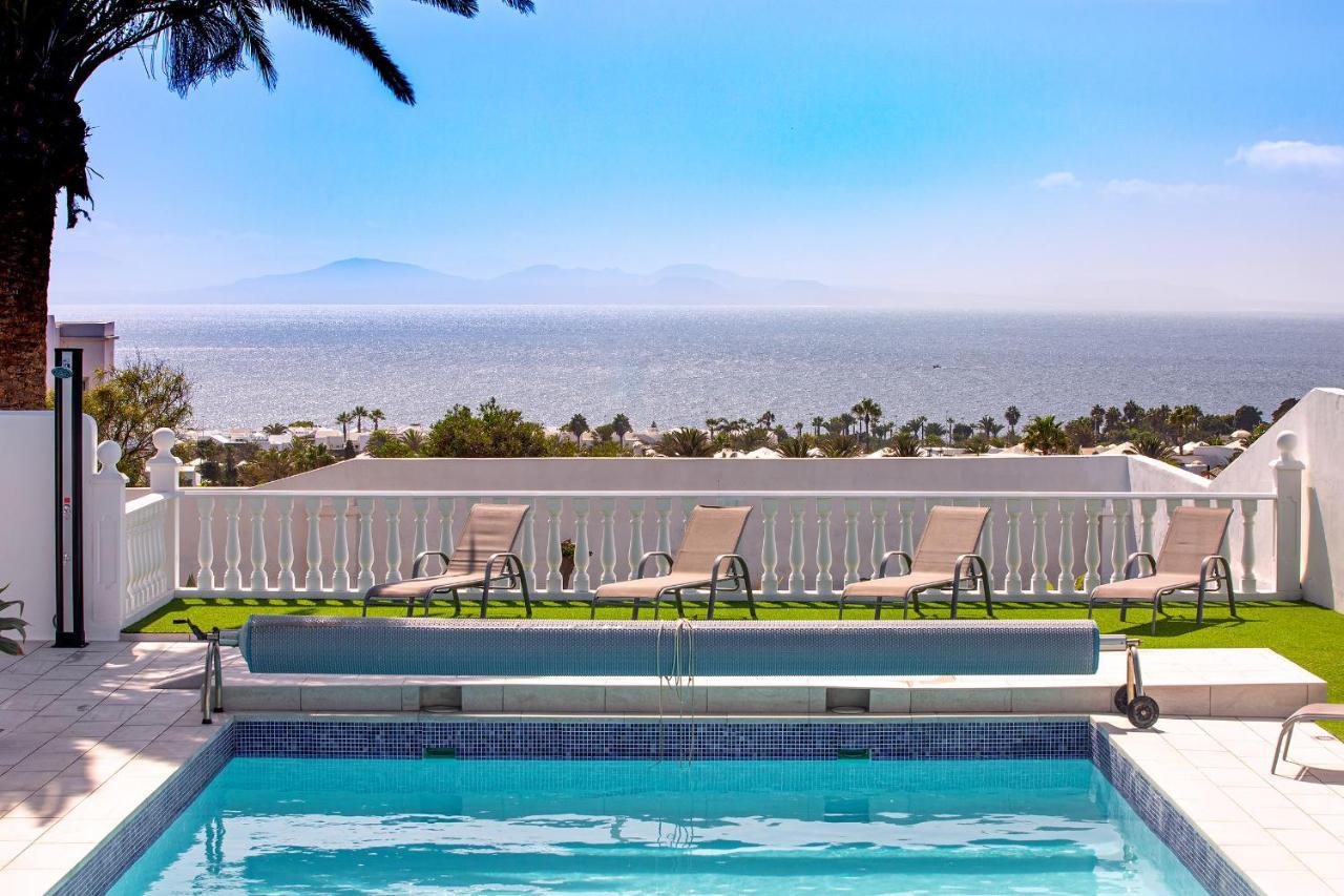Stunning Sea View Villa With 6 Bedrooms & Heated Pool - Villa Renaissance Playa Blanca  Exterior photo